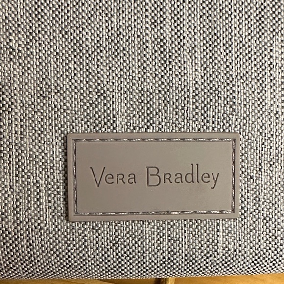 Vera Bradley Textured Gray zip Around Cardholder Pouch - Picture 2 of 5